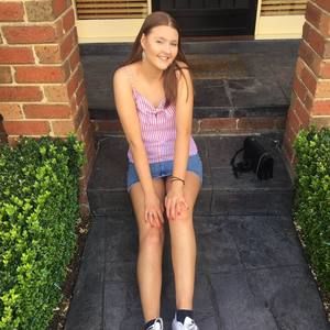 Meet your Posher, Dana